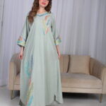 ⁦جلابية تيفاني مرسومه باوراق شجرة بالوان و مفصصة⁩ - الصورة ⁦13⁩