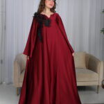 جلابية مخاوير عنابي مطرزة بوردة فخمة وأنيقة