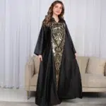 جلابية أسود وترتر ذهبي خليجيه بياقة و شك