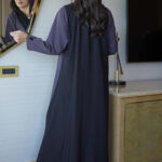 عباية بليزر اسود مندمجة مع قماش موف على اطراف