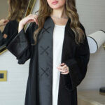 ⁦عباية حلا بليزر مندمج مع جاكار اسود و شك محدد⁩ - الصورة ⁦8⁩