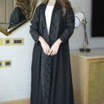 عباية بليزر مندمجة مع جاكار اسود مشجرة