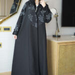 عباية بليزر مندمجة بجاكار رمادي مورد