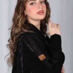 ⁦عباية دقات تطريز ملونه راقي⁩ - الصورة ⁦3⁩