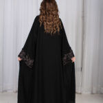 ⁦عباية بتطريز نحاسي في اكمام ورق شجرة⁩ - الصورة ⁦7⁩