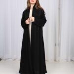 ⁦عباية تيجان ملكية بشك أسود⁩ - الصورة ⁦9⁩