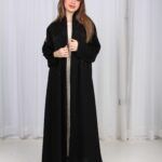 ⁦عباية تيجان ملكية بشك أسود⁩ - الصورة ⁦13⁩