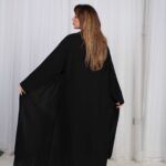 ⁦عباية تيجان ملكية بشك أسود⁩ - الصورة ⁦16⁩