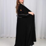 ⁦عباية بشك رمادي خلفي محدد من الاكتاف بشكل مخفي⁩ - الصورة ⁦4⁩