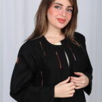 ⁦عباية كتف سلطانه محددة بدقات ملونه مميزة⁩ - الصورة ⁦11⁩