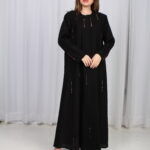 ⁦عباية كتف سلطانه محددة بدقات ملونه مميزة⁩ - الصورة ⁦7⁩