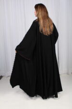 ⁦عباية لوسيندا شك موف على اطراف عباية⁩ - الصورة ⁦4⁩