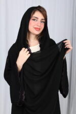 ⁦عباية لوسيندا شك موف على اطراف عباية⁩ - الصورة ⁦3⁩