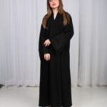 ⁦عباية الوشاح محدد بخط أسود في الأكمام بشك و تطريز أسود⁩ - الصورة ⁦9⁩