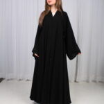 ⁦عباية ذكرى بشك اسود على الاكمام⁩ - الصورة ⁦4⁩