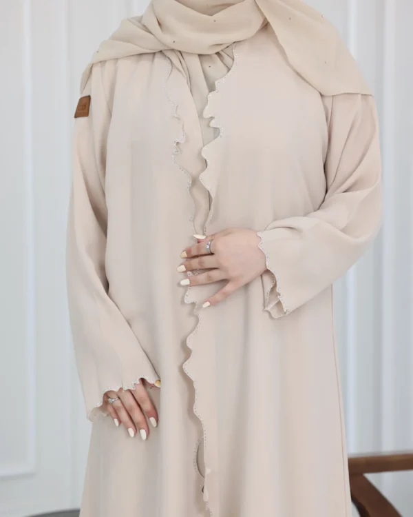 زارينا | متجر زارينا للعبايات والجلابيات توصيل سريع لجميع مدن المملكة