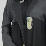 ⁦عباية حنين كلوش كامل بقماش كريب الابداع مع طرحه مطرزه⁩ - الصورة ⁦8⁩