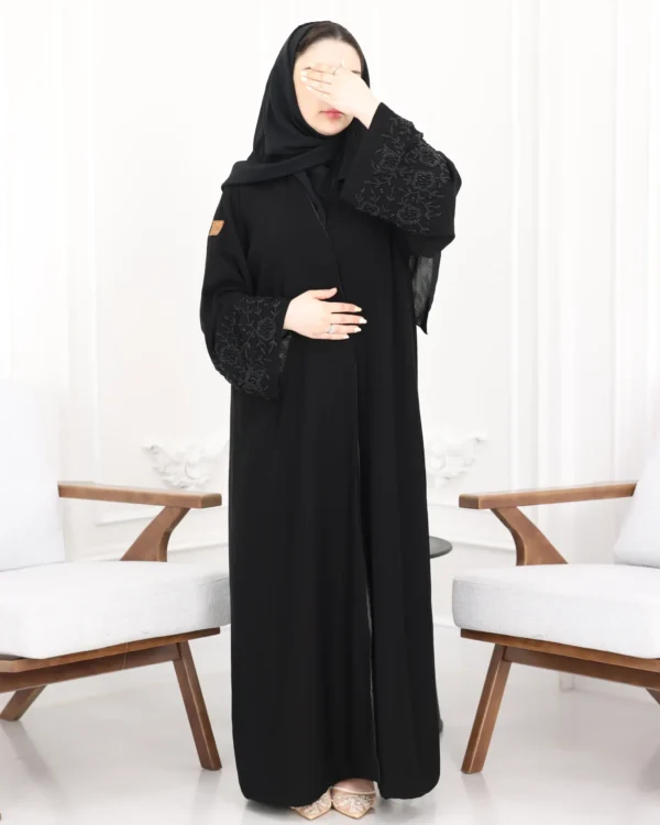 ⁦عباية أجوان بشك اسود على اكمام⁩ - الصورة ⁦4⁩