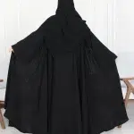 ⁦عباية كلوش بشك اسود محددة⁩ - الصورة ⁦3⁩