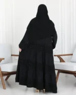 ⁦عباية كلوش هندي بطبقات مطرزه اسود⁩ - الصورة ⁦2⁩