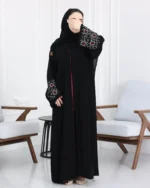 ⁦عباية أجوان بشك عنابي على اكمام⁩ - الصورة ⁦3⁩