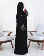 عباية أجوان بشك عنابي على اكمام