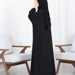 ⁦عباية بشت بتطريز شك اسود مخفي على اكتاف⁩ - الصورة ⁦9⁩