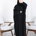 ⁦عباية بشت مزينة بدقات اري اسود⁩ - الصورة ⁦3⁩