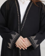 ⁦عباية بناتي بتطريز اري بلون نحاسي⁩ - الصورة ⁦2⁩