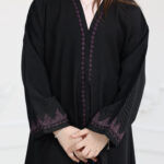 ⁦عباية بناتي بتطريز ارى بلون موف⁩ - الصورة ⁦3⁩