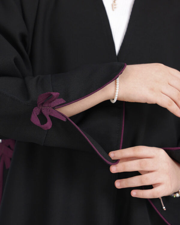 ⁦عباية بناتي فيونكة بلون موف⁩ - الصورة ⁦2⁩