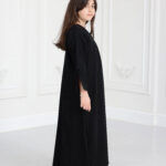 عباية بناتي فيونكة بلون اسود