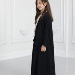 عباية بناتي سي واي مطرزة باسود