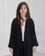 ⁦عباية بناتي سي واي مطرزة باسود⁩ - الصورة ⁦2⁩