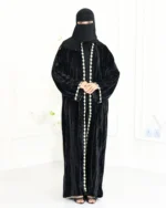 ⁦عباية مخمل بشريط ورود⁩ - الصورة ⁦6⁩