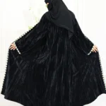 عباية مخمل بشريط ورود