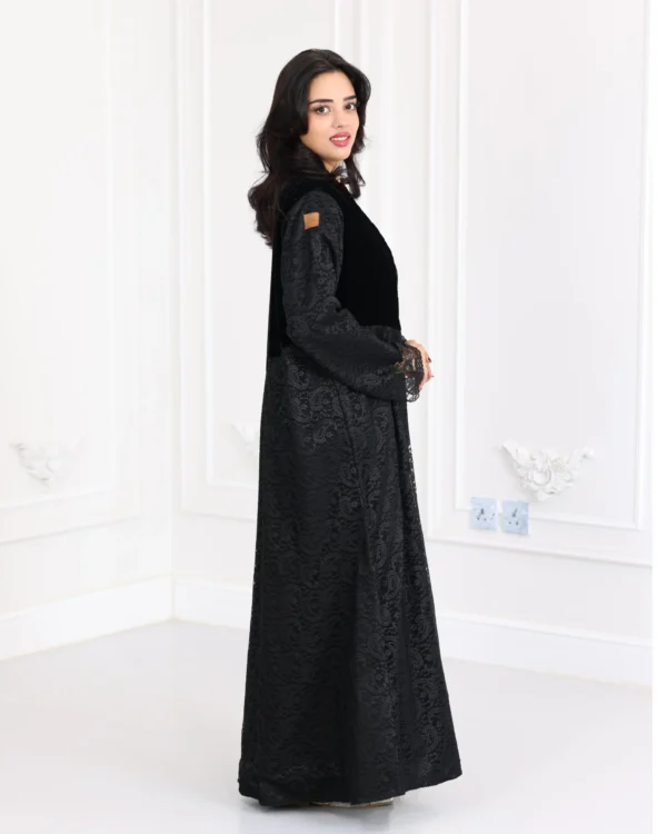 ⁦عباية مخمل مندمجة بدانتيل من اسفل عباية⁩ - الصورة ⁦8⁩