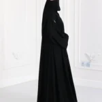 ⁦عباية فزة شك اسود ورق شجر من امام و اكمام⁩ - الصورة ⁦4⁩