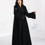 عباية فزة شك اسود ورق شجر من امام و اكمام