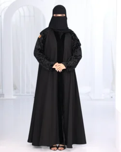 عباية كلوش بكم منفصل و خمل منقش