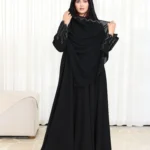 عباية لاميرا مطرزة بنحاسي من اكمام واسفل العباية