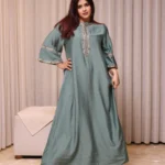 جلابية تيفاني مطرزه مخفي بذهبي