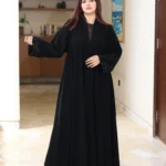 ⁦عباية كريب ملكي مطرزة بشك اسود 0889⁩ - الصورة ⁦5⁩