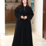 ⁦عباية كريب ملكي مطرزة بشك اسود 0889⁩ - الصورة ⁦8⁩