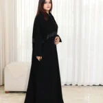 عباية كتف FAKRO محددة بشريط دانتيل 0897