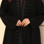 ⁦عباية بلاك مطرزة بالاسود 0901⁩ - الصورة ⁦3⁩