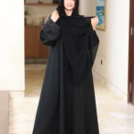 عباية كلوش ورود بشك اسود 0903