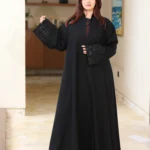 ⁦عباية كلوش ورود بشك اسود 0903⁩ - الصورة ⁦5⁩