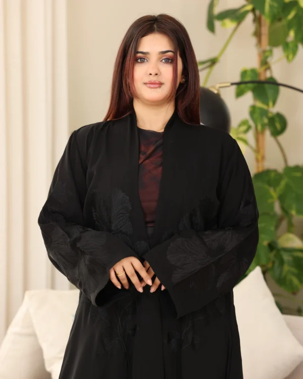 زارينا | متجر زارينا للعبايات والجلابيات توصيل سريع لجميع مدن المملكة