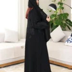 عباية كتف ورود اسود 0905